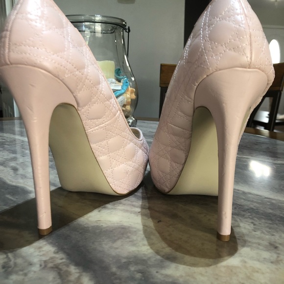 Light pink Just Fabulous 5 1/2 inch Size 9 - Picture 3 of 5